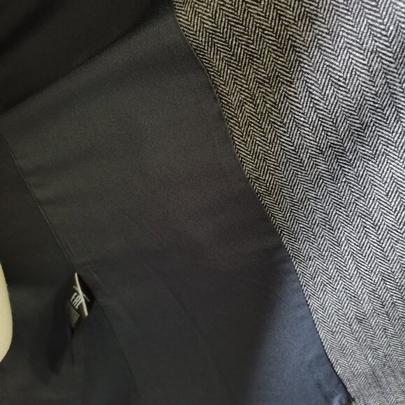 Self-portrait Greyish-blue dotted scarf paired with mini skirt - Picture 8 of 9